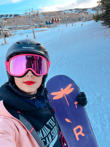 Mama That Shreds Snowboarding